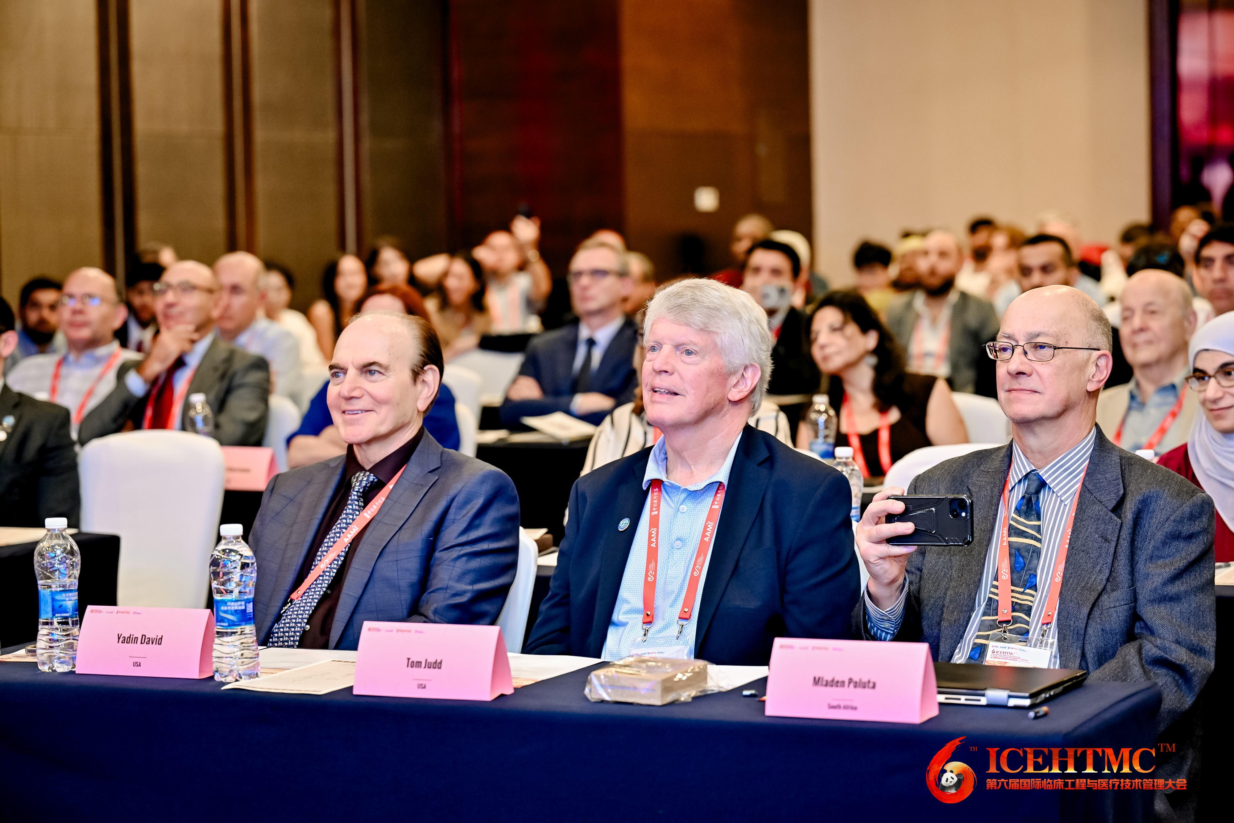 FCB_0884-opq4048108117