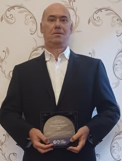 Photo Alexandre Hermini with award